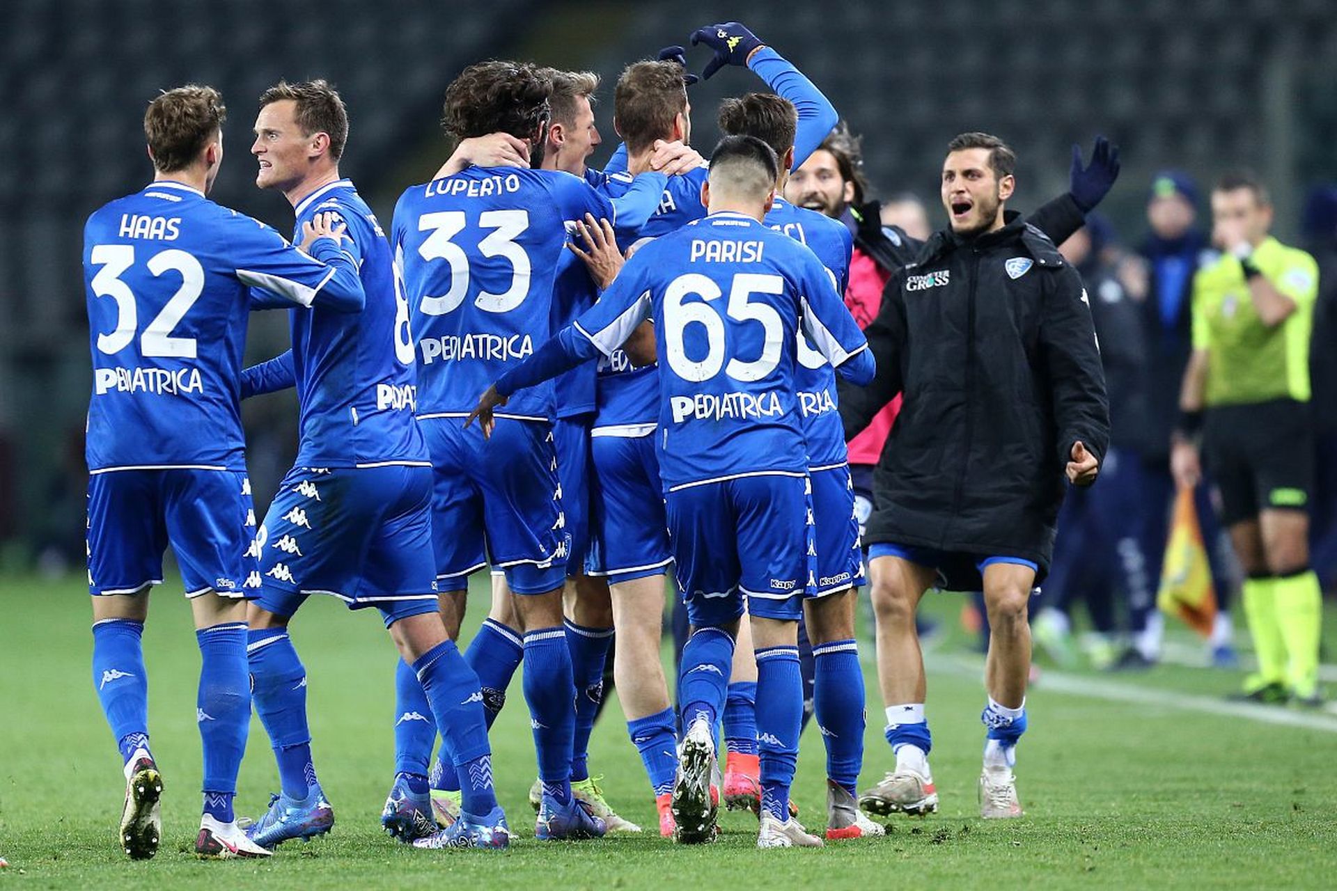 队眼中的潜 队眼中的潜